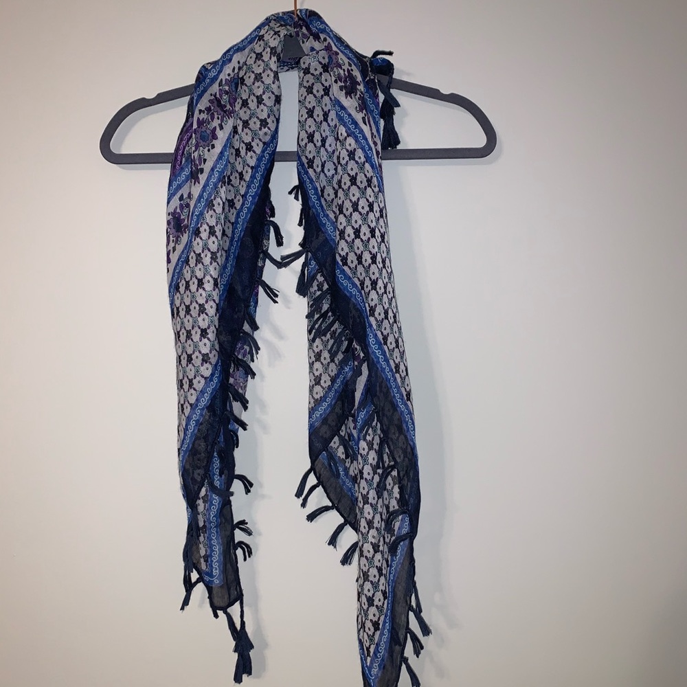 Scarf